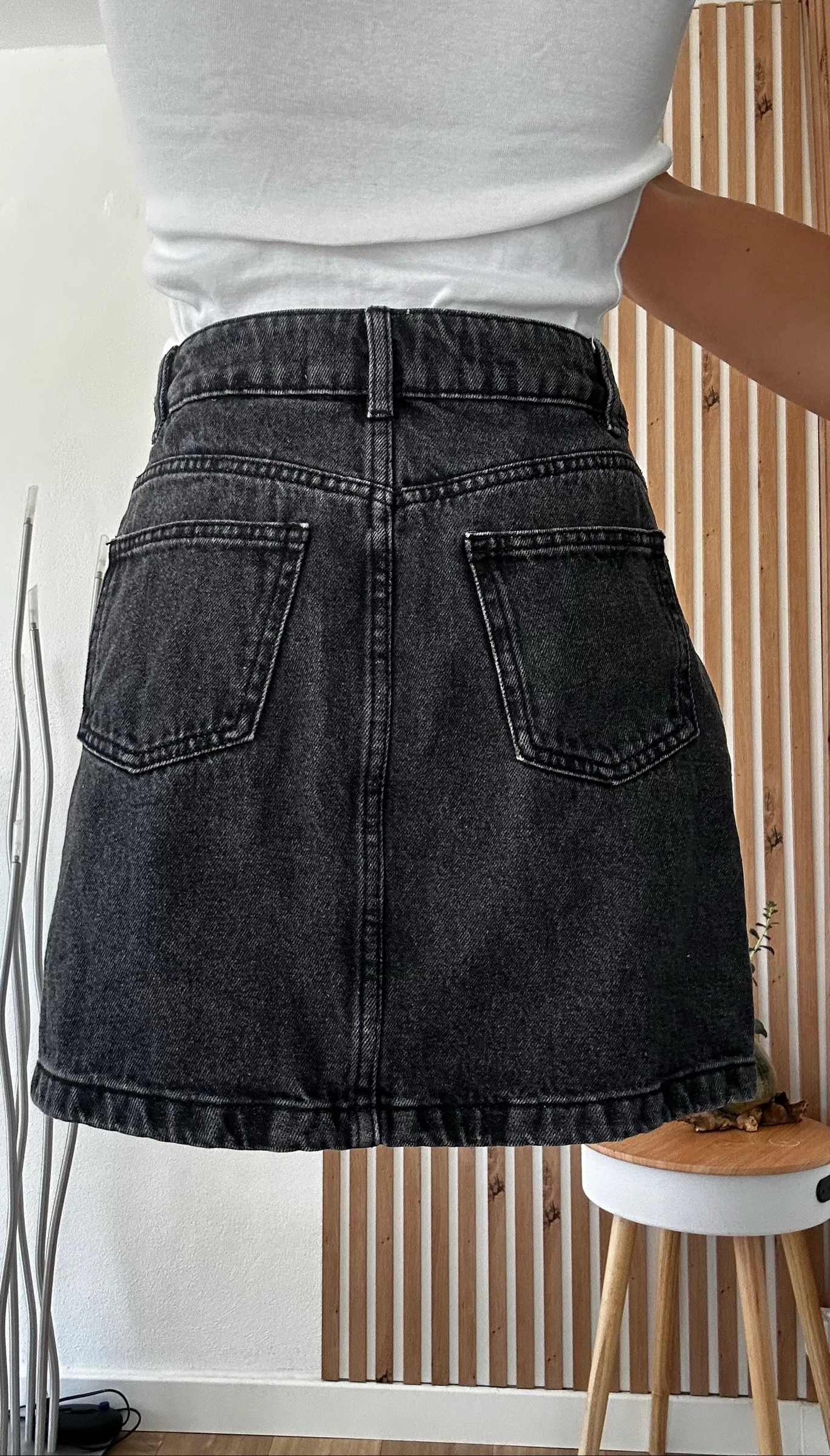Distressed black denim skirt Jennyfer – Size XS – Buttoned – photo 5